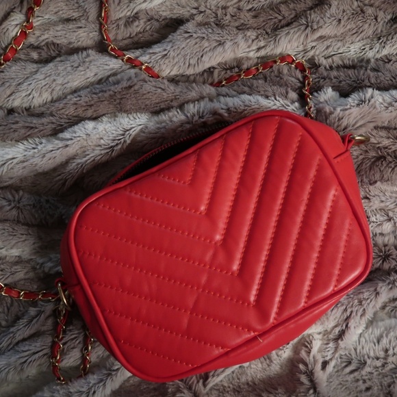 SHEIN Handbags - SHEIN Red Crossbody